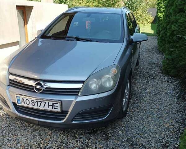Серый Опель Астра, объемом двигателя 1.9 л и пробегом 340 тыс. км за 4300 $, фото 2 на Automoto.ua