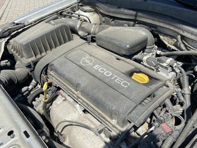 Серый Опель Астра, объемом двигателя 1.6 л и пробегом 250 тыс. км за 4999 $, фото 20 на Automoto.ua