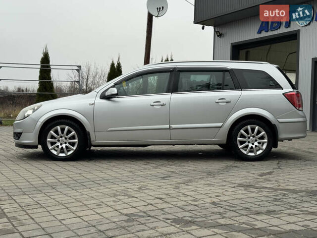 Серый Опель Астра, объемом двигателя 1.6 л и пробегом 215 тыс. км за 4300 $, фото 3 на Automoto.ua