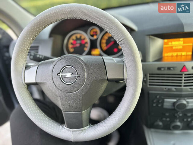 Сірий Опель Астра, об'ємом двигуна 1.8 л та пробігом 211 тис. км за 4499 $, фото 37 на Automoto.ua