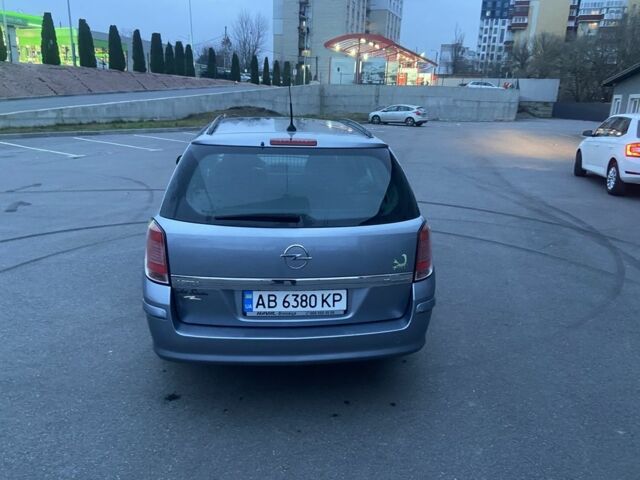 Серый Опель Астра, объемом двигателя 1.6 л и пробегом 277 тыс. км за 5000 $, фото 16 на Automoto.ua