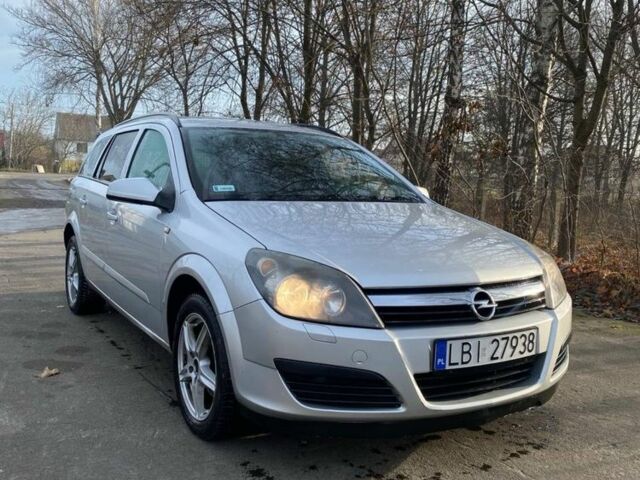 Серый Опель Астра, объемом двигателя 1.3 л и пробегом 330 тыс. км за 2200 $, фото 1 на Automoto.ua