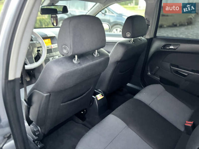 Сірий Опель Астра, об'ємом двигуна 1.8 л та пробігом 211 тис. км за 4499 $, фото 40 на Automoto.ua