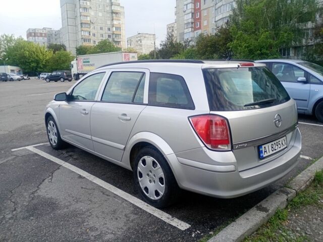 Серый Опель Астра, объемом двигателя 1.6 л и пробегом 264 тыс. км за 4700 $, фото 4 на Automoto.ua