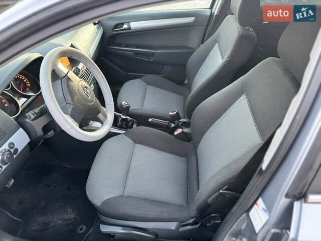 Сірий Опель Астра, об'ємом двигуна 1.8 л та пробігом 211 тис. км за 4799 $, фото 61 на Automoto.ua