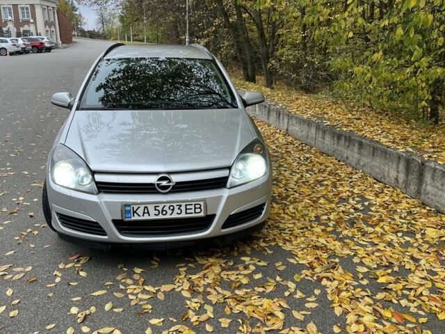 Сірий Опель Астра, об'ємом двигуна 1.9 л та пробігом 1 тис. км за 5000 $, фото 4 на Automoto.ua