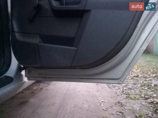 Серый Опель Астра, объемом двигателя 1.7 л и пробегом 320 тыс. км за 4700 $, фото 18 на Automoto.ua