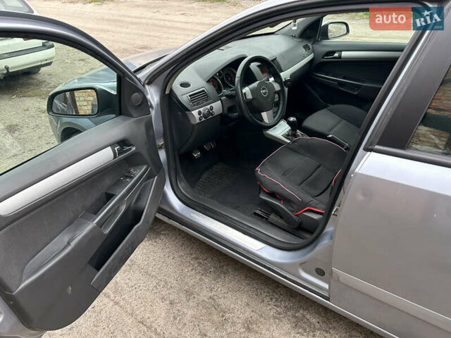 Опель Астра 2005 в Фастове на Automoto.ua Серый Опель Астра, объемом двигателя 1.91 л и пробегом 338 тыс. км за 2900 $, фото 9 на Automoto.ua