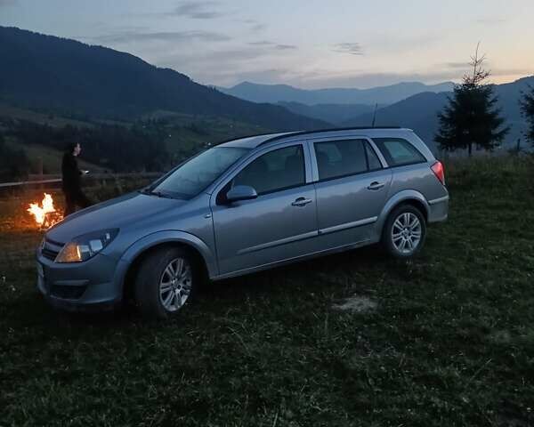 Серый Опель Астра, объемом двигателя 1.4 л и пробегом 250 тыс. км за 4000 $, фото 20 на Automoto.ua