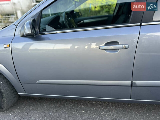 Сірий Опель Астра, об'ємом двигуна 1.8 л та пробігом 211 тис. км за 4999 $, фото 11 на Automoto.ua
