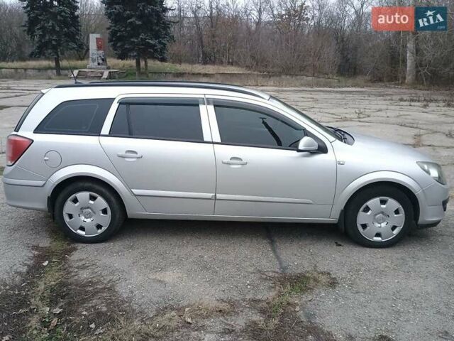 Серый Опель Астра, объемом двигателя 1.6 л и пробегом 288 тыс. км за 6100 $, фото 5 на Automoto.ua