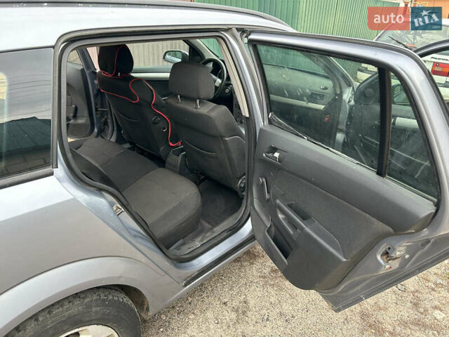 Опель Астра 2005 в Фастове на Automoto.ua Серый Опель Астра, объемом двигателя 1.91 л и пробегом 338 тыс. км за 2900 $, фото 11 на Automoto.ua