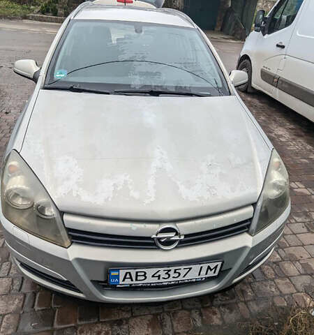 Сірий Опель Астра, об'ємом двигуна 1.6 л та пробігом 218 тис. км за 4500 $, фото 1 на Automoto.ua