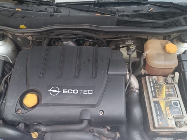 Серый Опель Астра, объемом двигателя 1.9 л и пробегом 330 тыс. км за 1850 $, фото 10 на Automoto.ua