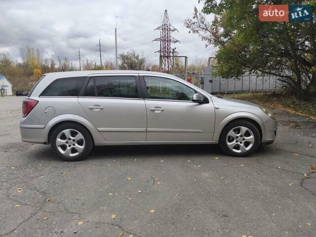 Серый Опель Астра, объемом двигателя 1.8 л и пробегом 349 тыс. км за 3700 $, фото 4 на Automoto.ua