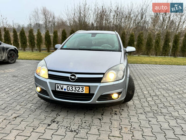 Серый Опель Астра, объемом двигателя 1.8 л и пробегом 211 тыс. км за 4499 $, фото 6 на Automoto.ua