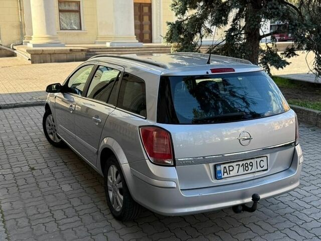 Серый Опель Астра, объемом двигателя 1.8 л и пробегом 310 тыс. км за 3500 $, фото 3 на Automoto.ua