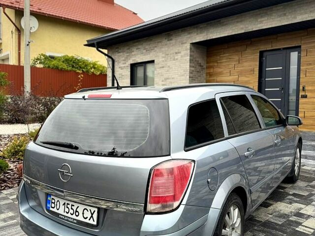 Сірий Опель Астра, об'ємом двигуна 1.6 л та пробігом 278 тис. км за 4000 $, фото 1 на Automoto.ua
