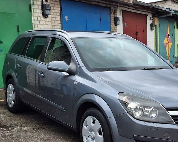 Опель Астра 2005 в Житомире на Automoto.ua Серый Опель Астра, объемом двигателя 1.6 л и пробегом 350 тыс. км за 3750 $, фото 3 на Automoto.ua