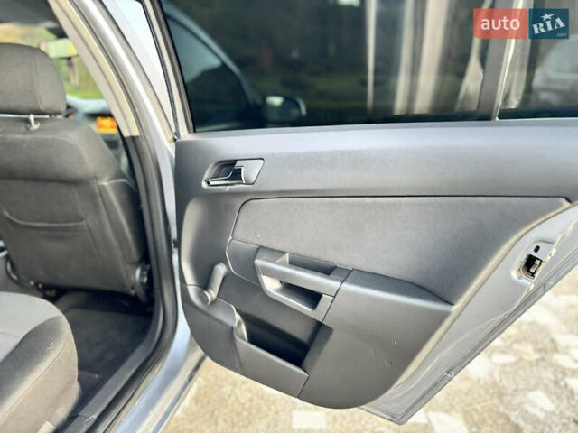 Сірий Опель Астра, об'ємом двигуна 1.8 л та пробігом 211 тис. км за 4799 $, фото 47 на Automoto.ua