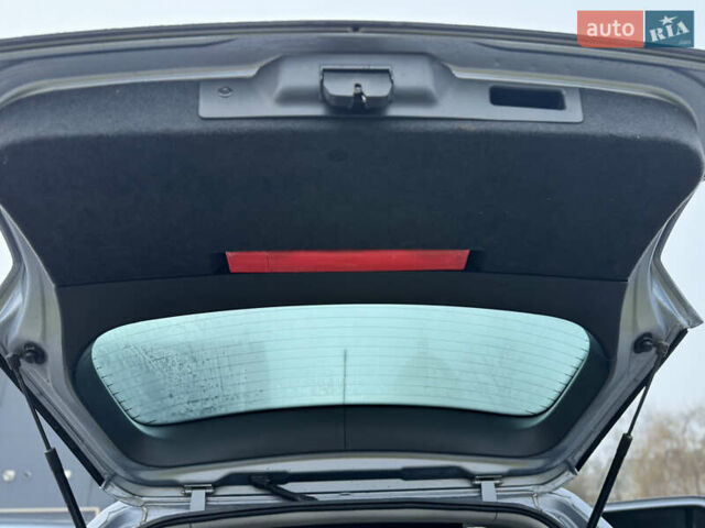 Серый Опель Астра, объемом двигателя 1.8 л и пробегом 211 тыс. км за 4499 $, фото 62 на Automoto.ua