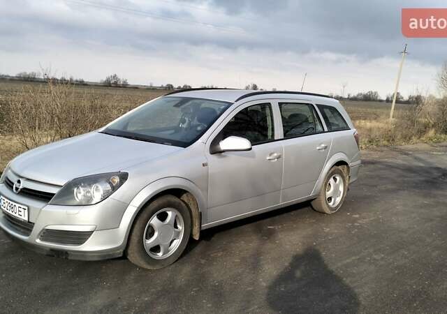 Серый Опель Астра, объемом двигателя 1.6 л и пробегом 199 тыс. км за 4500 $, фото 1 на Automoto.ua