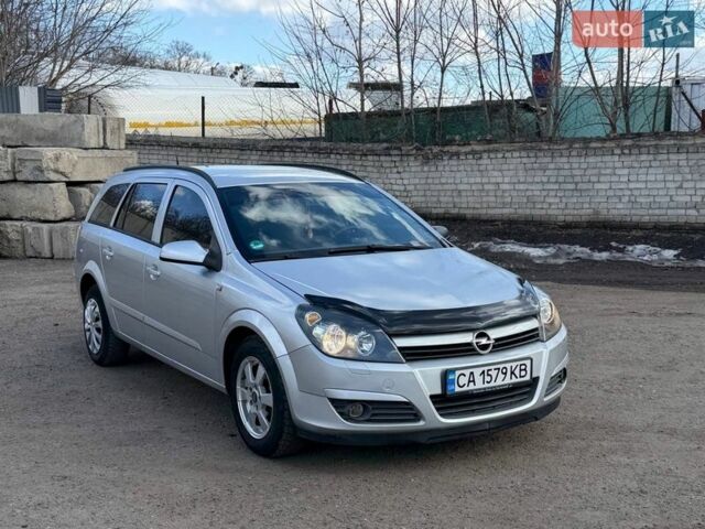 Серый Опель Астра, объемом двигателя 1.6 л и пробегом 203 тыс. км за 4450 $, фото 2 на Automoto.ua