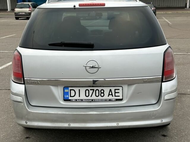 Серый Опель Астра, объемом двигателя 1.6 л и пробегом 285 тыс. км за 4199 $, фото 9 на Automoto.ua