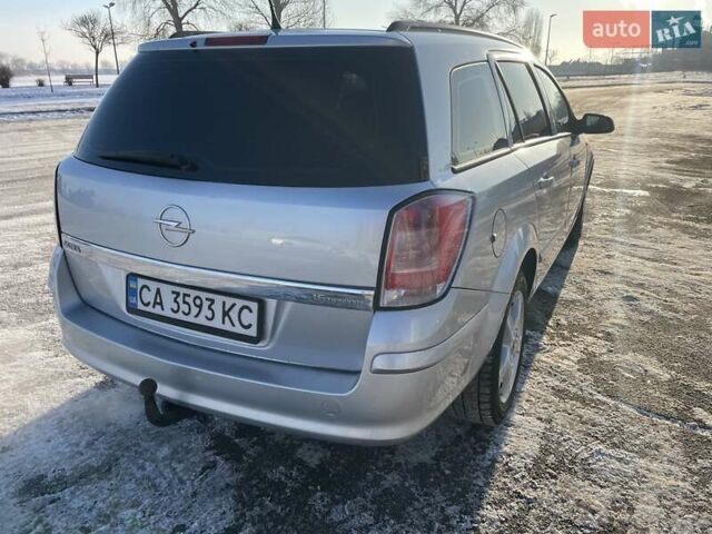 Сірий Опель Астра, об'ємом двигуна 1.6 л та пробігом 242 тис. км за 4750 $, фото 3 на Automoto.ua