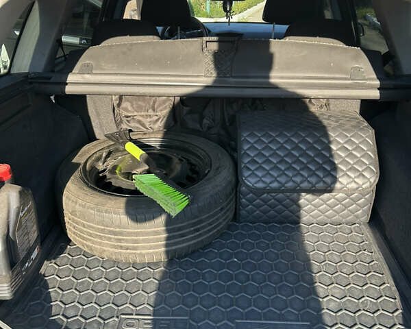 Серый Опель Астра, объемом двигателя 1.6 л и пробегом 190 тыс. км за 5000 $, фото 13 на Automoto.ua