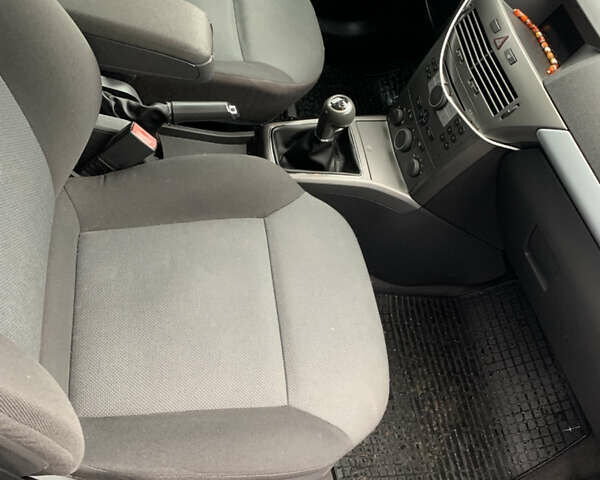 Сірий Опель Астра, об'ємом двигуна 1.6 л та пробігом 240 тис. км за 4900 $, фото 6 на Automoto.ua