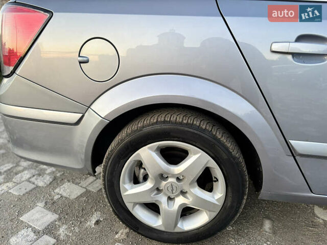 Сірий Опель Астра, об'ємом двигуна 1.8 л та пробігом 211 тис. км за 4799 $, фото 26 на Automoto.ua