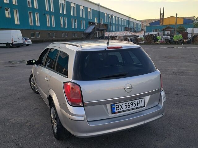 Сірий Опель Астра, об'ємом двигуна 1.6 л та пробігом 230 тис. км за 4100 $, фото 5 на Automoto.ua