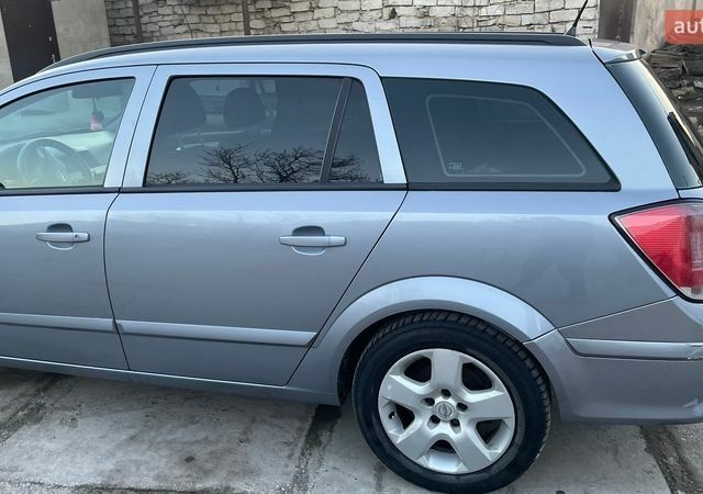 Сірий Опель Астра, об'ємом двигуна 1.6 л та пробігом 222 тис. км за 3999 $, фото 26 на Automoto.ua