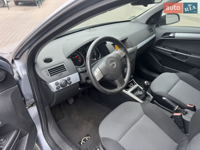 Сірий Опель Астра, об'ємом двигуна 0 л та пробігом 193 тис. км за 4700 $, фото 6 на Automoto.ua