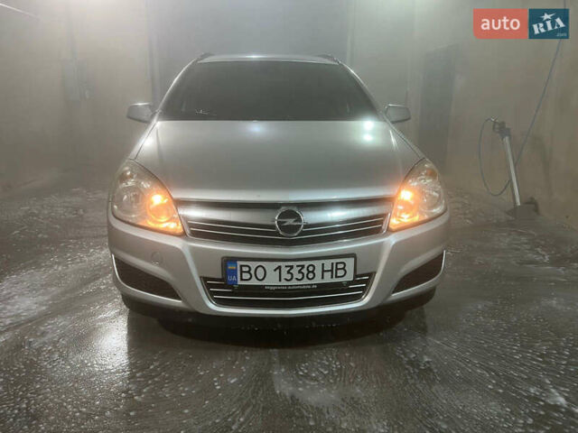 Сірий Опель Астра, об'ємом двигуна 1.9 л та пробігом 220 тис. км за 4699 $, фото 3 на Automoto.ua