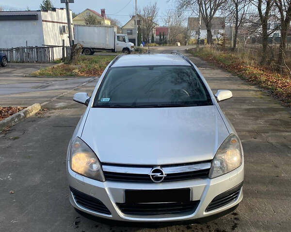 Серый Опель Астра, объемом двигателя 1.3 л и пробегом 330 тыс. км за 2200 $, фото 14 на Automoto.ua