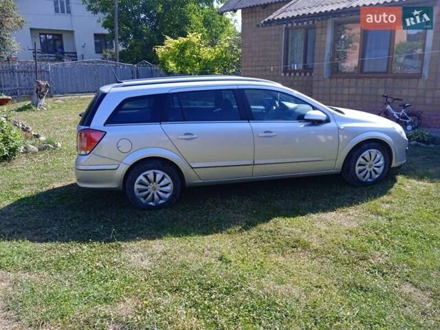 Сірий Опель Астра, об'ємом двигуна 1.9 л та пробігом 248 тис. км за 6000 $, фото 5 на Automoto.ua