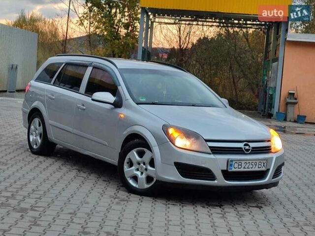 Опель Астра 2005 в Старом Самборе на Automoto.ua Серый Опель Астра, объемом двигателя 1.9 л и пробегом 280 тыс. км за 3650 $, фото 3 на Automoto.ua