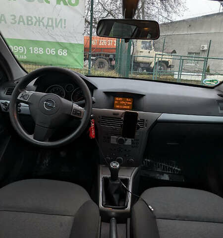 Сірий Опель Астра, об'ємом двигуна 1.6 л та пробігом 218 тис. км за 4500 $, фото 11 на Automoto.ua