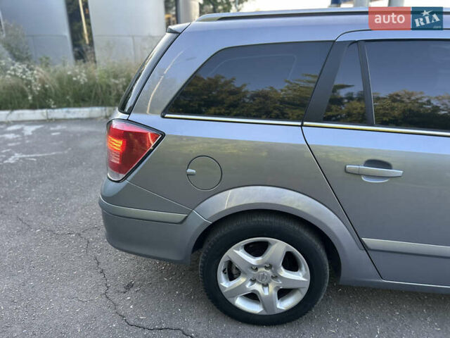 Сірий Опель Астра, об'ємом двигуна 1.8 л та пробігом 211 тис. км за 4999 $, фото 23 на Automoto.ua