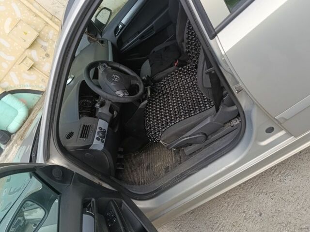 Сірий Опель Астра, об'ємом двигуна 1.6 л та пробігом 340 тис. км за 4000 $, фото 6 на Automoto.ua