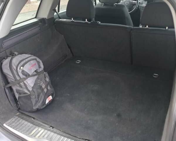 Опель Астра 2006 в Черткове на Automoto.ua Серый Опель Астра, объемом двигателя 1.3 л и пробегом 300 тыс. км за 3999 $, фото 44 на Automoto.ua