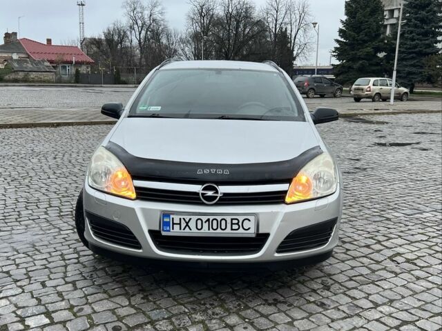 Серый Опель Астра, объемом двигателя 1.9 л и пробегом 349 тыс. км за 4600 $, фото 5 на Automoto.ua