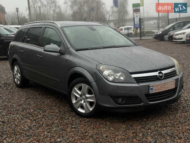 Сірий Опель Астра, об'ємом двигуна 1.6 л та пробігом 261 тис. км за 3999 $, фото 1 на Automoto.ua