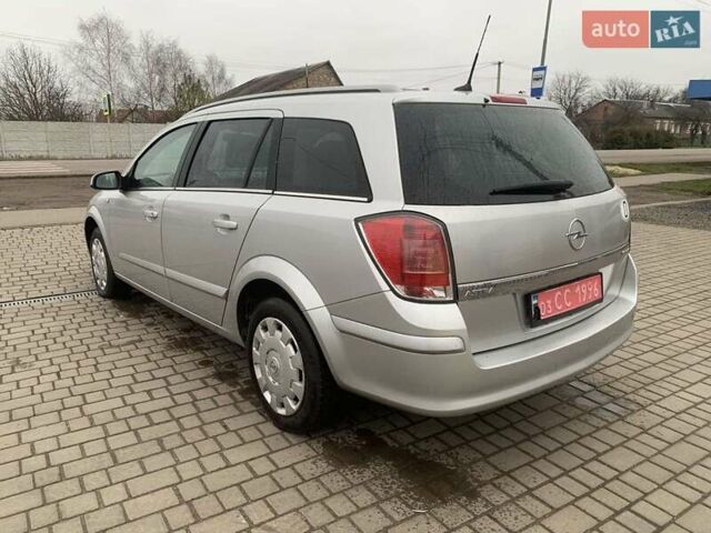 Серый Опель Астра, объемом двигателя 1.6 л и пробегом 195 тыс. км за 4790 $, фото 19 на Automoto.ua