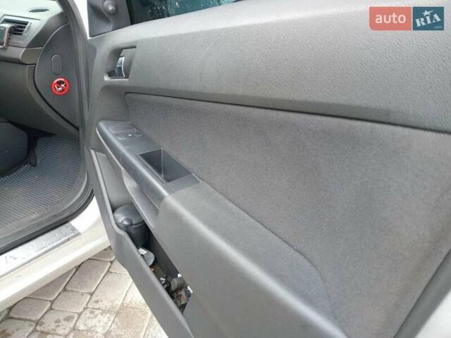 Сірий Опель Астра, об'ємом двигуна 1.3 л та пробігом 250 тис. км за 5190 $, фото 28 на Automoto.ua