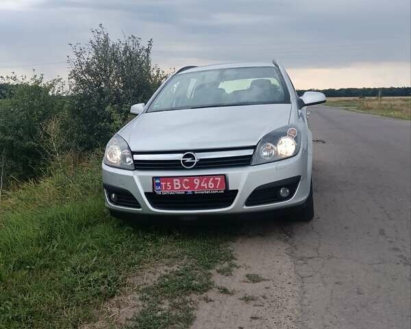 Серый Опель Астра, объемом двигателя 1.8 л и пробегом 231 тыс. км за 5150 $, фото 59 на Automoto.ua