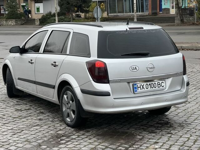 Серый Опель Астра, объемом двигателя 1.9 л и пробегом 349 тыс. км за 4600 $, фото 8 на Automoto.ua