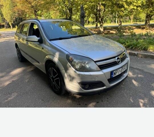 Серый Опель Астра, объемом двигателя 1.3 л и пробегом 340 тыс. км за 2600 $, фото 2 на Automoto.ua